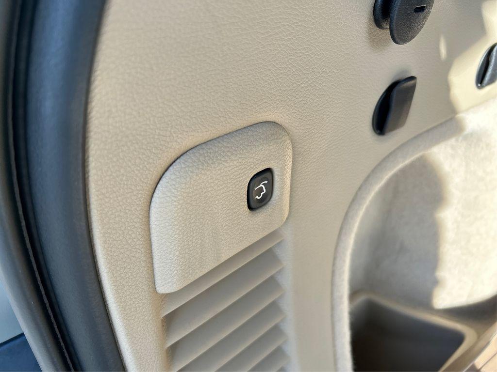 used 2020 Jeep Grand Cherokee car, priced at $19,476