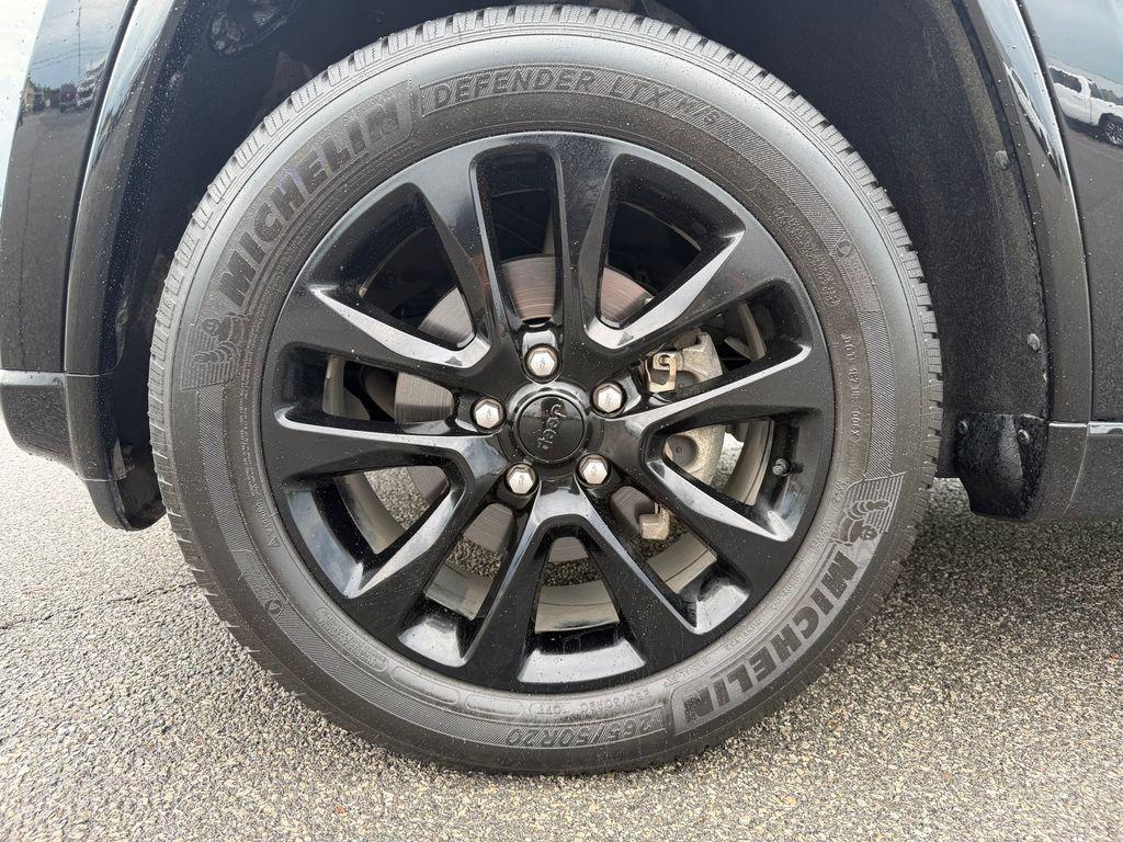 used 2020 Jeep Grand Cherokee car, priced at $25,500