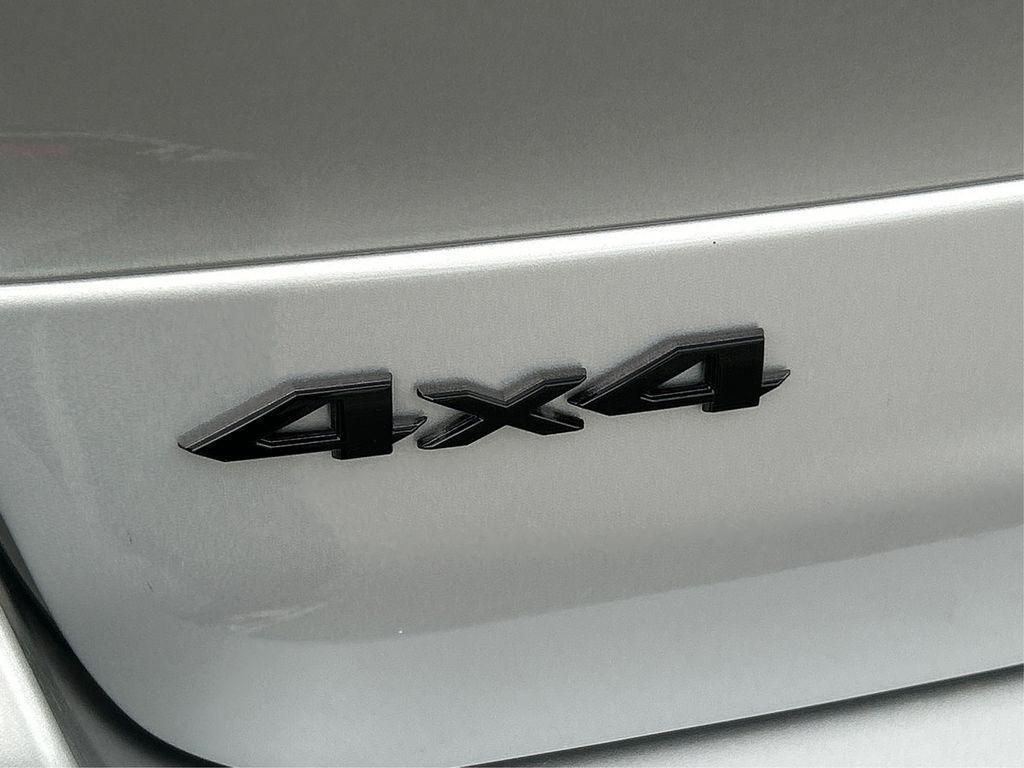 new 2025 Jeep Grand Cherokee L car, priced at $43,294