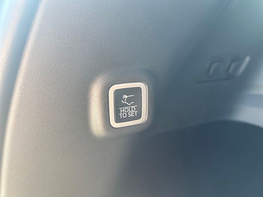 new 2026 Jeep Cherokee car, priced at $40,396