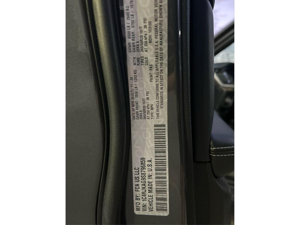 new 2025 Jeep Grand Cherokee L car, priced at $45,356