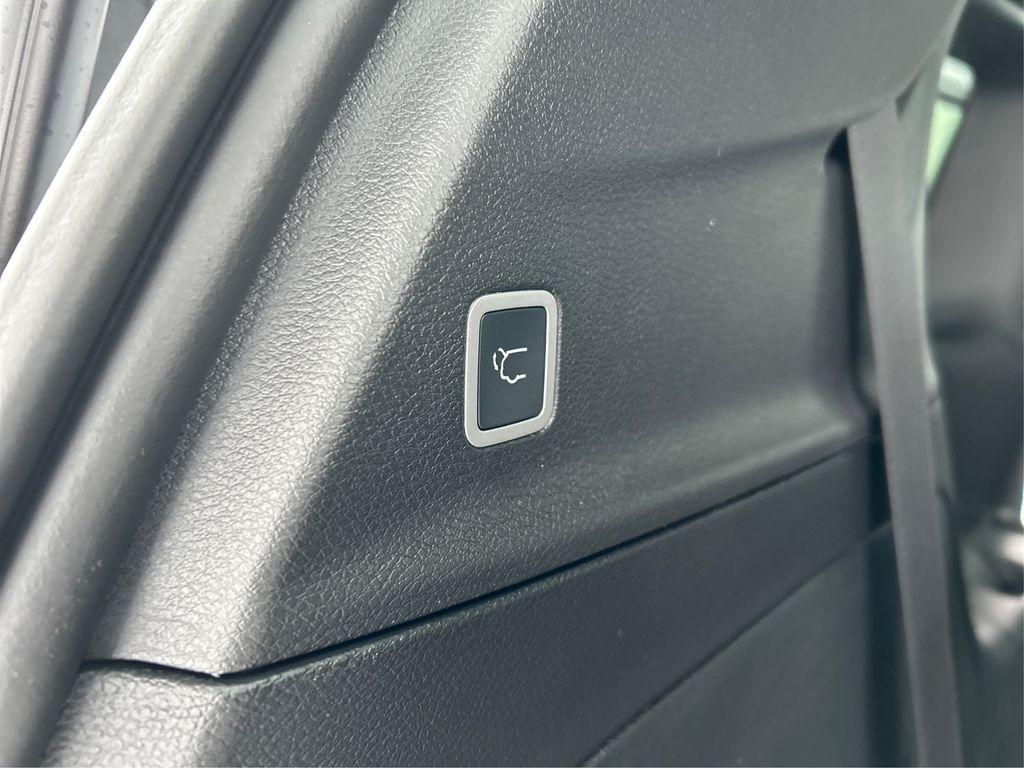 new 2026 Chrysler Pacifica car, priced at $48,210