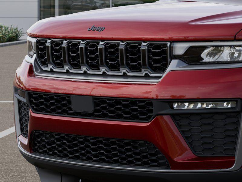 new 2026 Jeep Grand Cherokee car, priced at $48,329