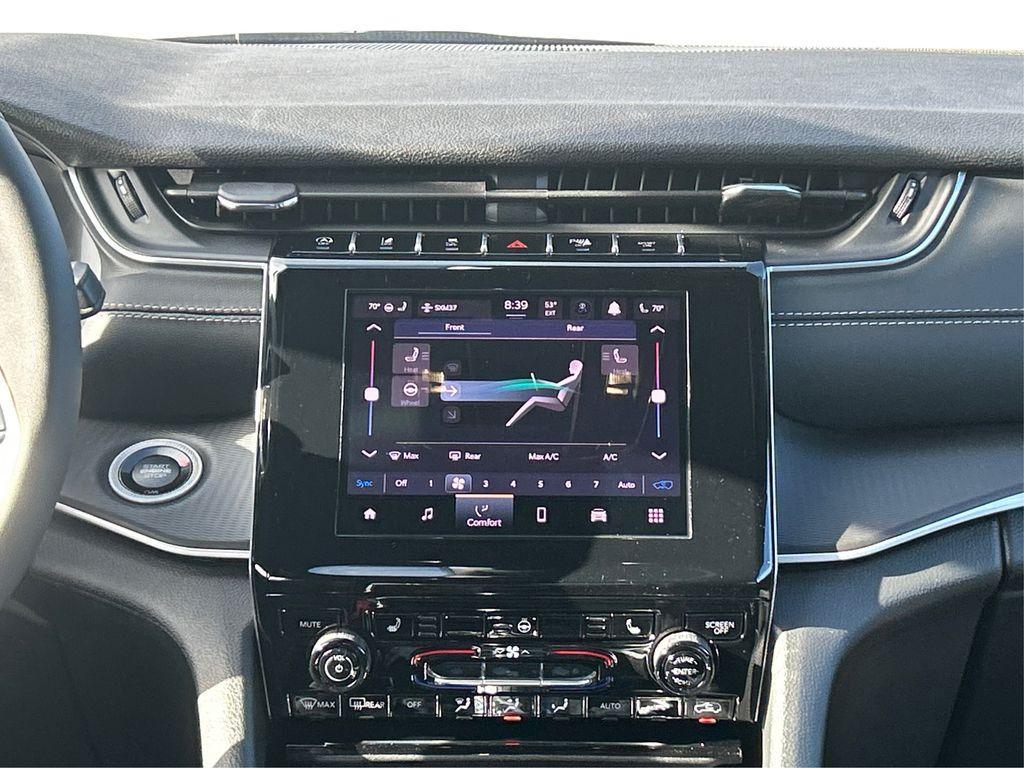 new 2025 Jeep Grand Cherokee L car, priced at $42,500