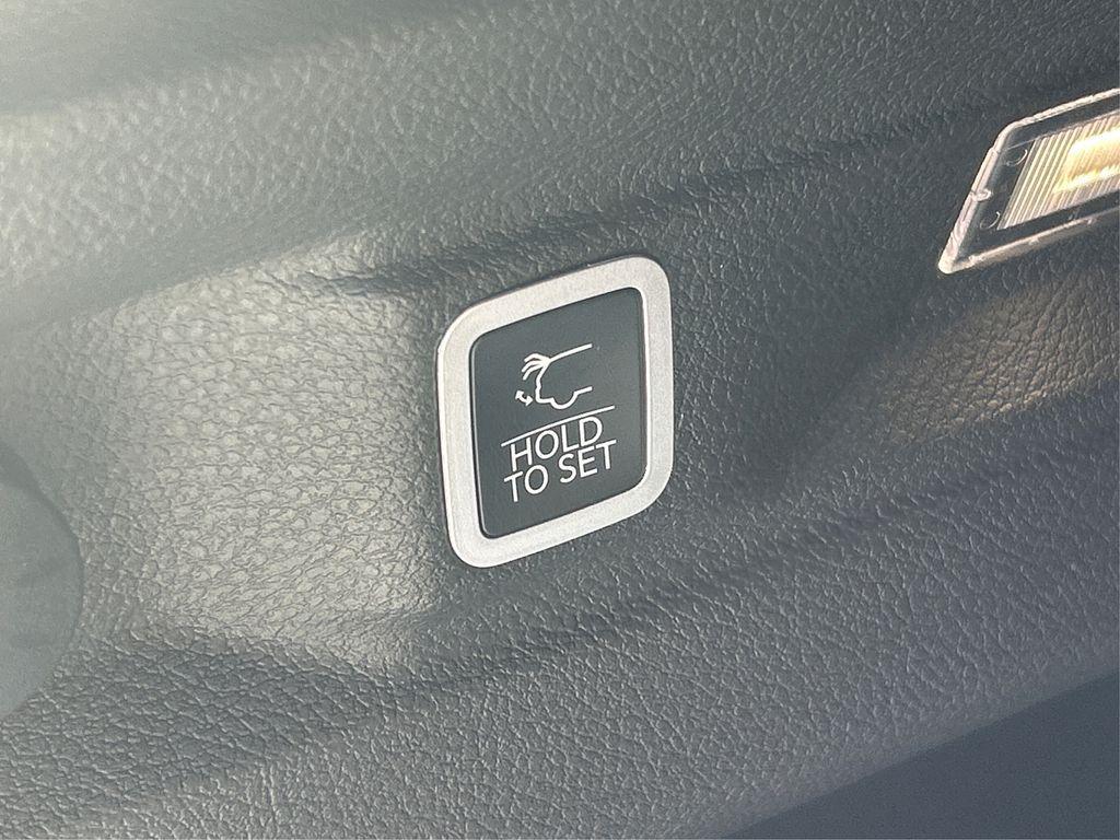 new 2025 Jeep Grand Cherokee L car, priced at $42,500