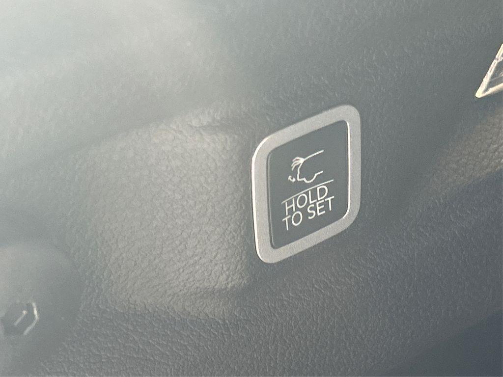 new 2025 Jeep Grand Cherokee L car, priced at $44,700