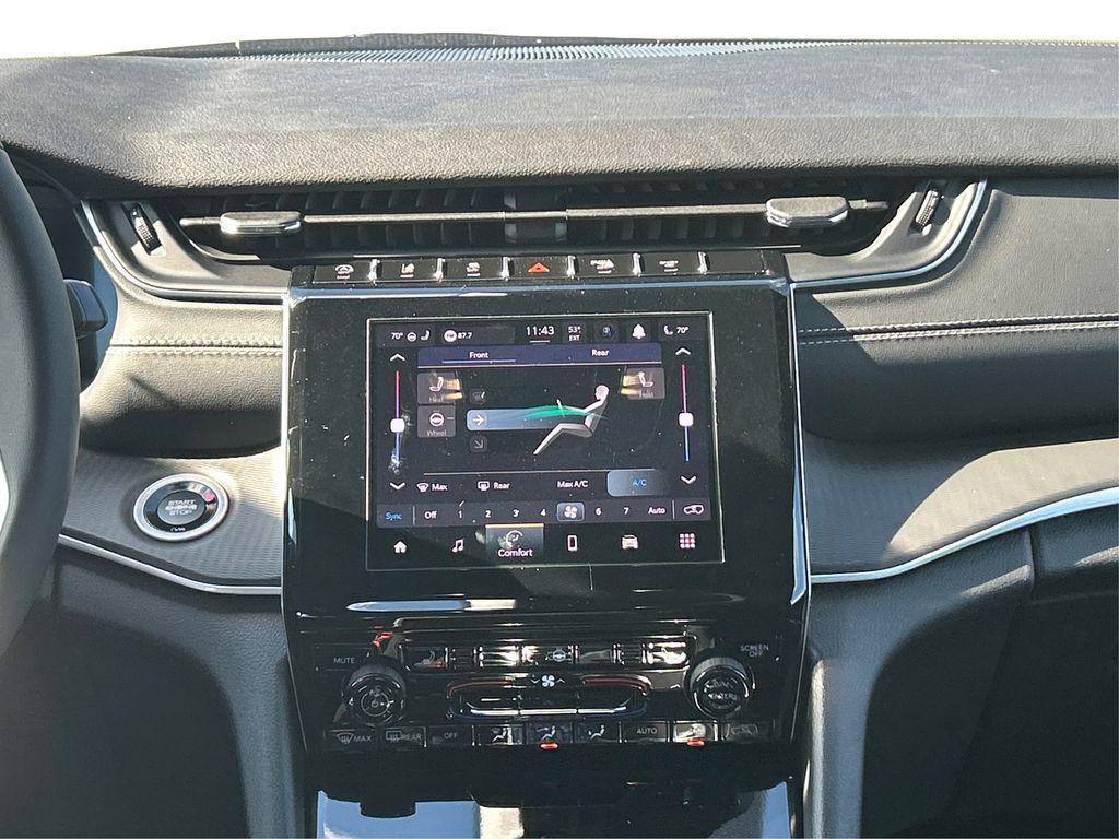 new 2025 Jeep Grand Cherokee L car, priced at $44,700