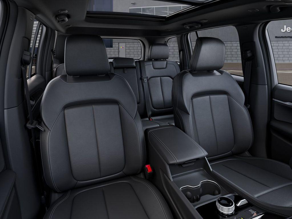 new 2026 Jeep Grand Cherokee car, priced at $47,111