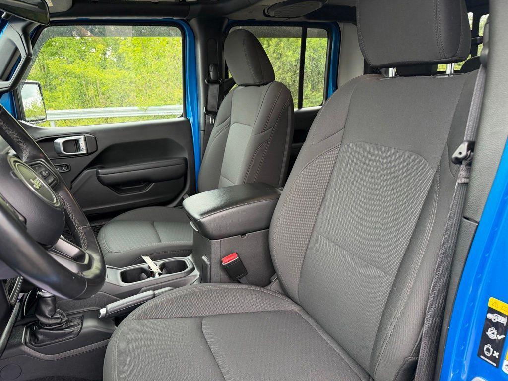 used 2022 Jeep Gladiator car, priced at $32,850