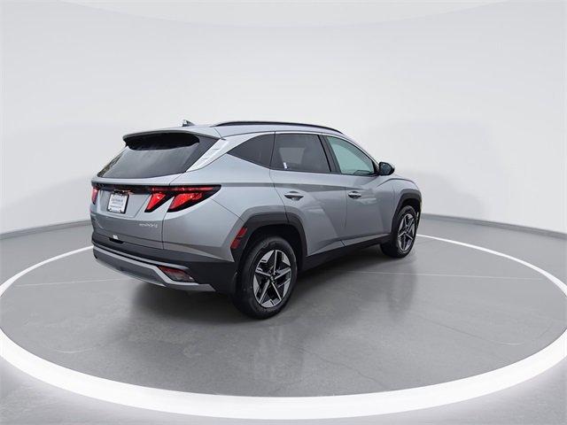 new 2026 Hyundai TUCSON Hybrid car, priced at $32,725