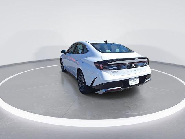 new 2025 Hyundai Sonata Hybrid car, priced at $31,150
