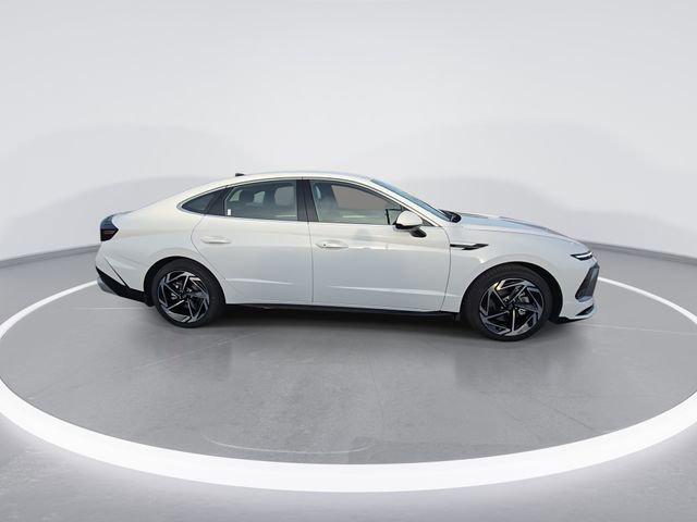 new 2026 Hyundai Sonata car, priced at $29,155