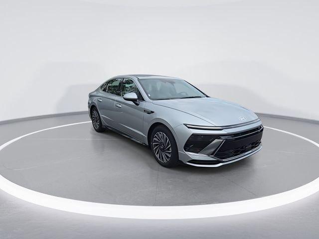 new 2025 Hyundai Sonata Hybrid car, priced at $31,050