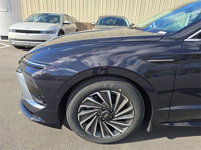 new 2025 Hyundai Sonata Hybrid car, priced at $35,966