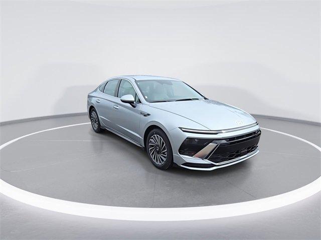 new 2025 Hyundai Sonata Hybrid car, priced at $30,073