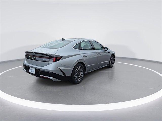 new 2025 Hyundai Sonata Hybrid car, priced at $30,073