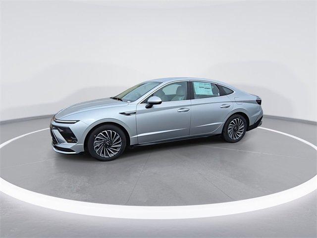 new 2025 Hyundai Sonata Hybrid car, priced at $30,073