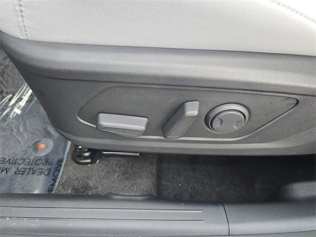 new 2026 Hyundai TUCSON Hybrid car, priced at $32,555