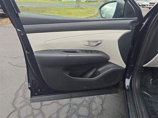 new 2026 Hyundai TUCSON Hybrid car, priced at $32,555