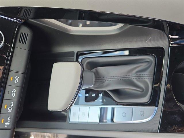 new 2025 Hyundai ELANTRA HEV car