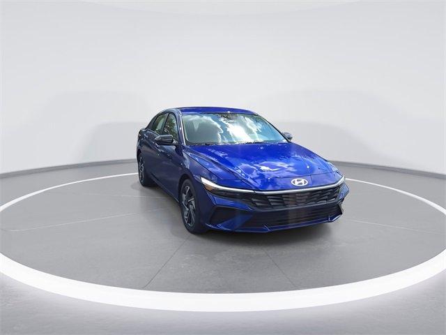 new 2025 Hyundai ELANTRA HEV car