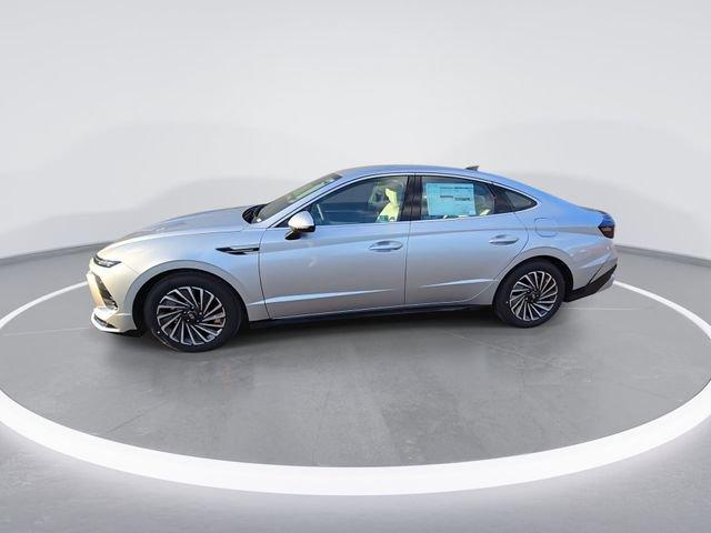 new 2025 Hyundai Sonata Hybrid car, priced at $30,550
