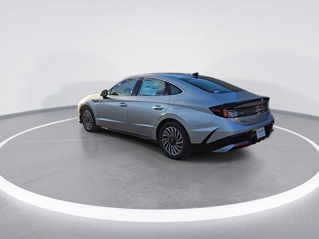new 2025 Hyundai Sonata Hybrid car, priced at $30,550