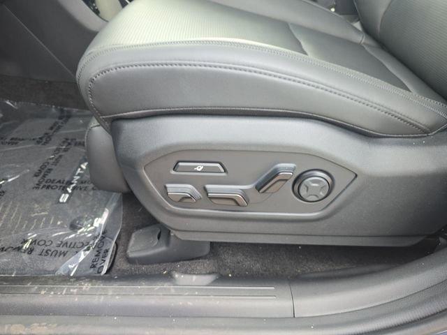 new 2026 Hyundai SANTA FE HEV car