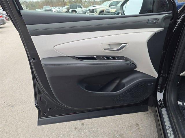 new 2026 Hyundai TUCSON Hybrid car, priced at $40,730