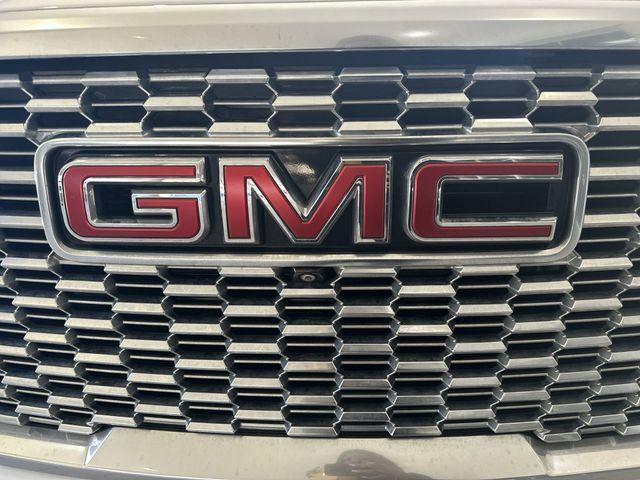 used 2022 GMC Yukon XL car, priced at $51,079