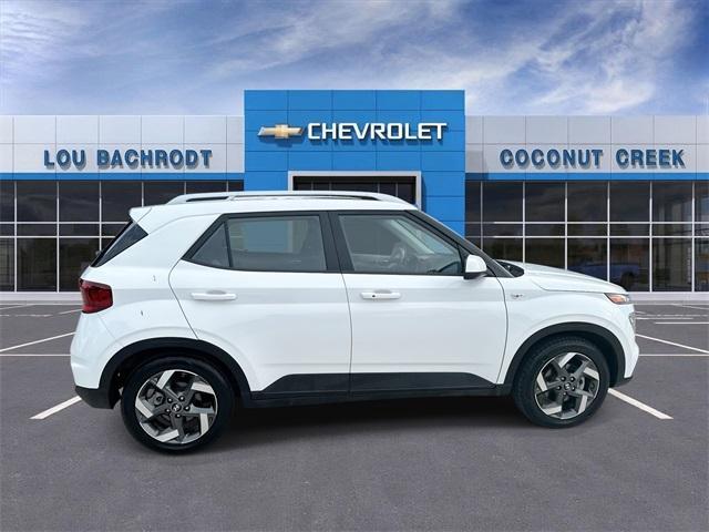 used 2024 Hyundai Venue car, priced at $13,997