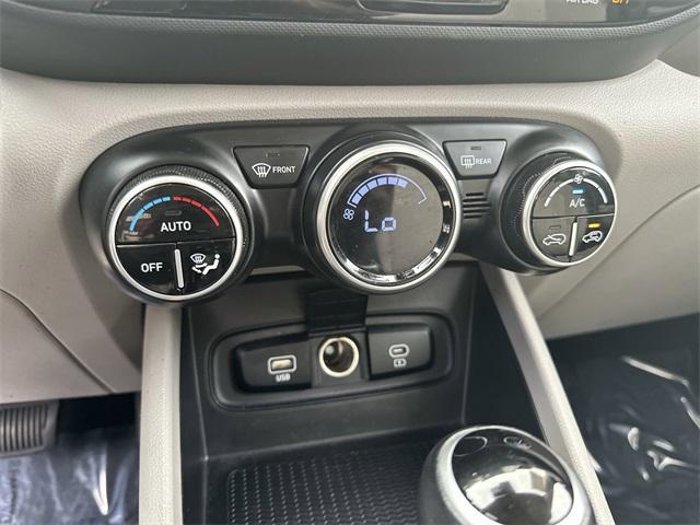 used 2024 Hyundai Venue car, priced at $13,997