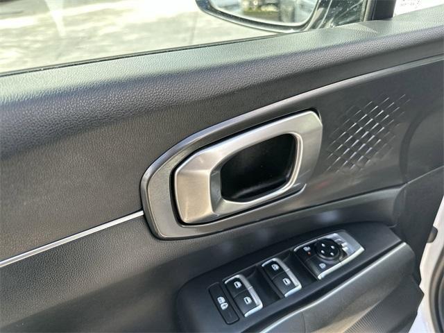 used 2024 Kia Sorento car, priced at $23,887