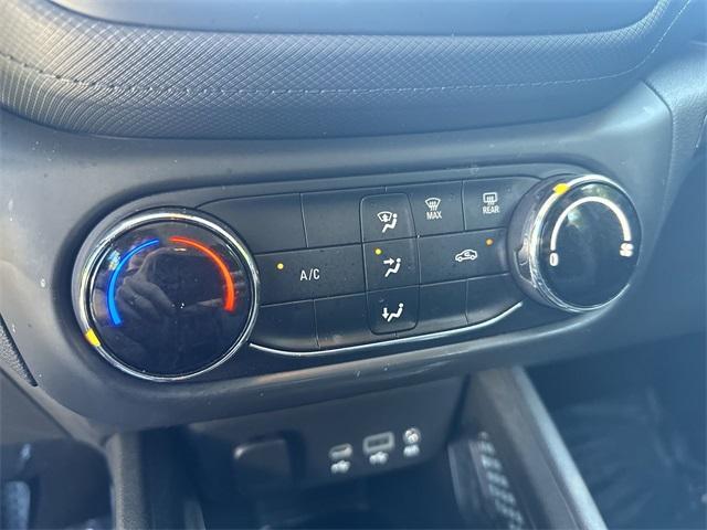 used 2023 Chevrolet TrailBlazer car, priced at $14,999