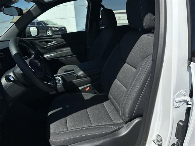 new 2026 Chevrolet Traverse car, priced at $37,589