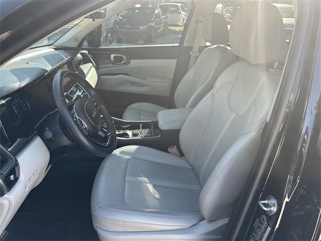 used 2023 Kia Sorento car, priced at $22,995