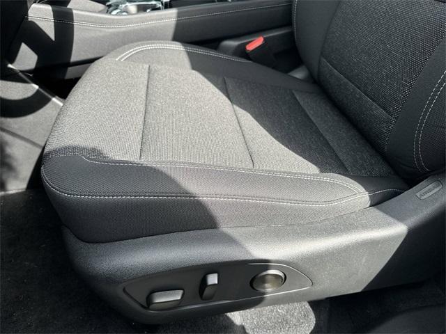 new 2026 Chevrolet Traverse car, priced at $37,795