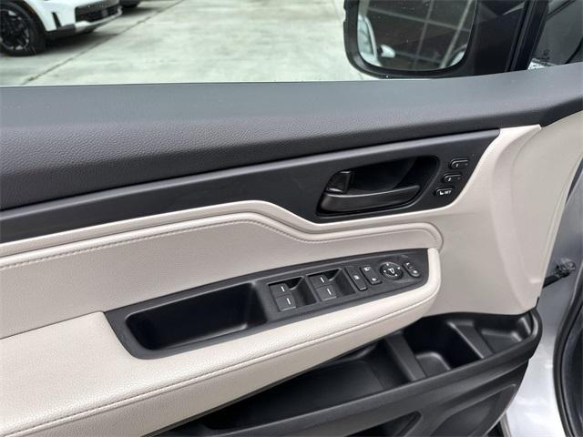 used 2025 Honda Odyssey car, priced at $34,495