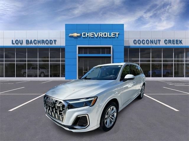 used 2025 Audi Q7 car, priced at $46,997