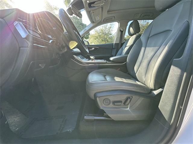 used 2025 Audi Q7 car, priced at $46,997