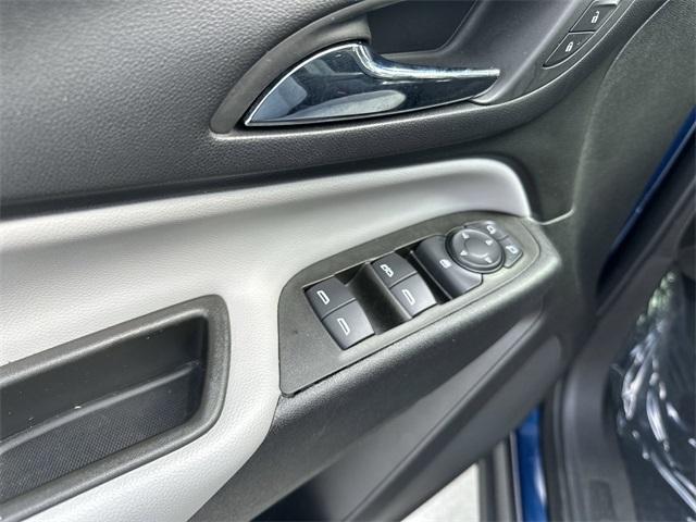 used 2023 Chevrolet Equinox car, priced at $16,797