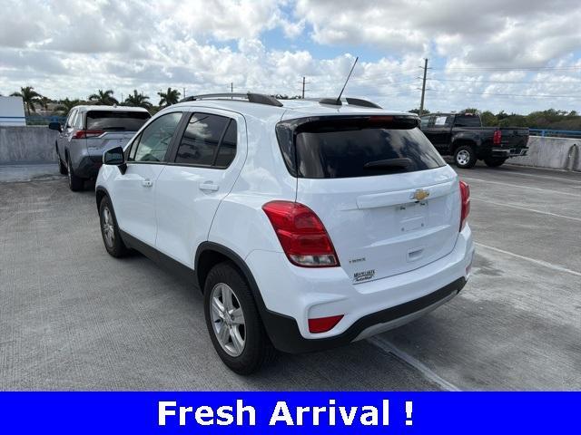 used 2022 Chevrolet Trax car, priced at $14,997