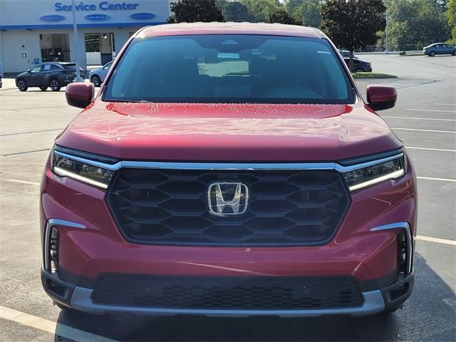 new 2025 Honda Pilot car, priced at $47,505