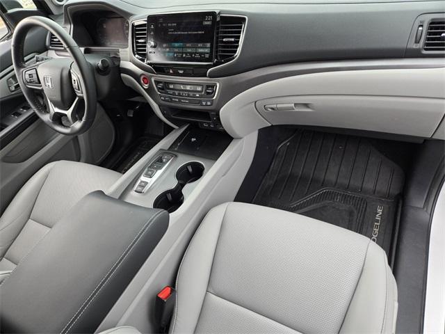 used 2025 Honda Ridgeline car, priced at $37,994