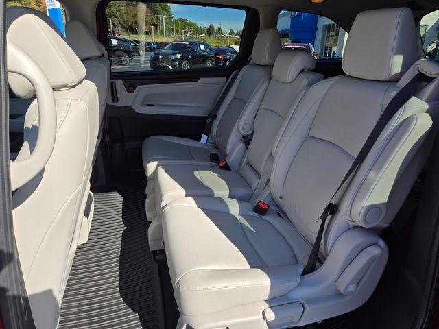 new 2026 Honda Odyssey car, priced at $46,140