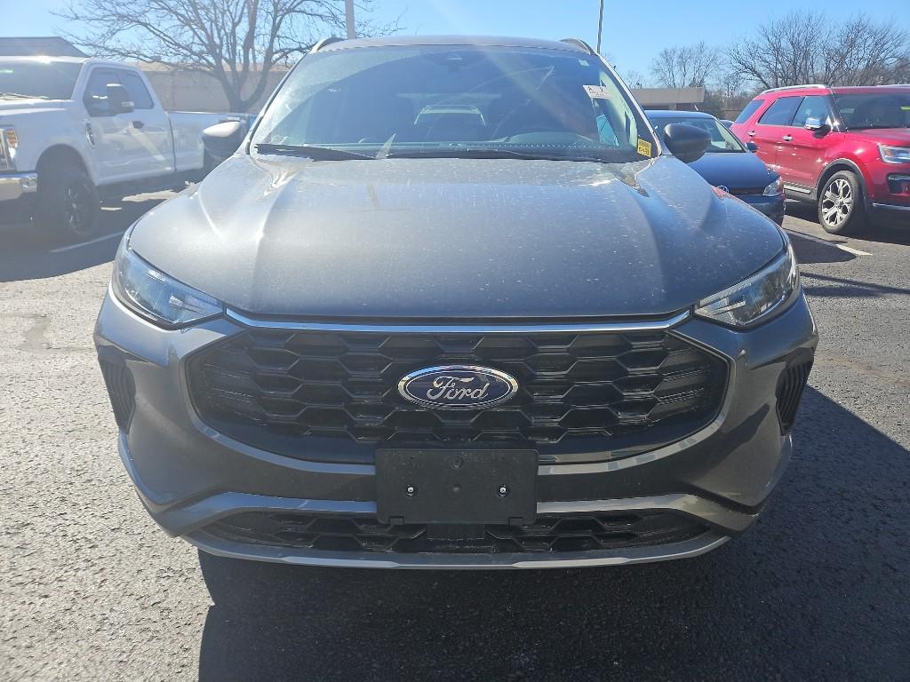 used 2023 Ford Escape car, priced at $21,029