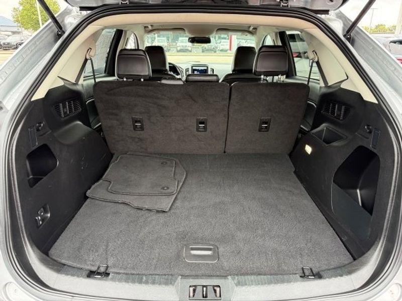 used 2023 Ford Edge car, priced at $21,204