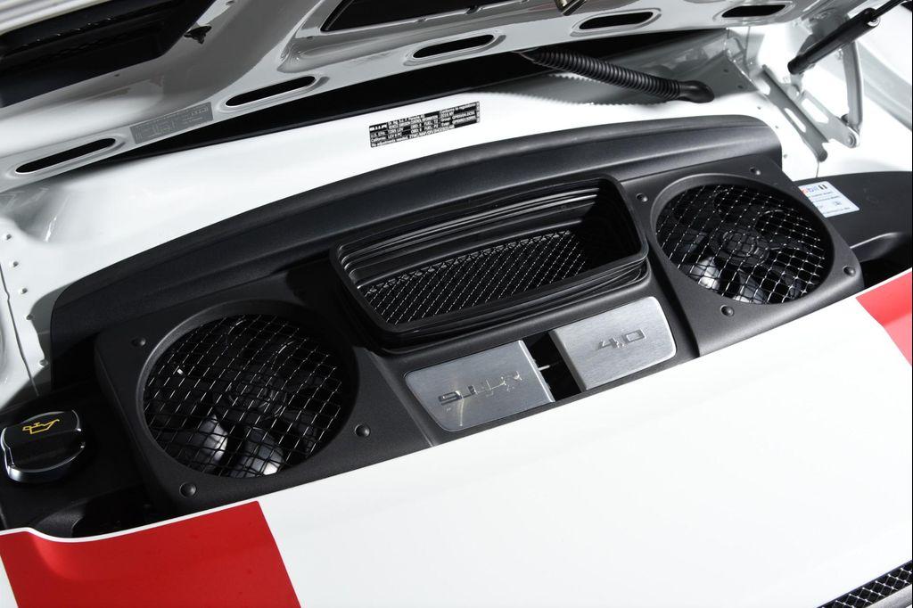 Porsche 911 view 43