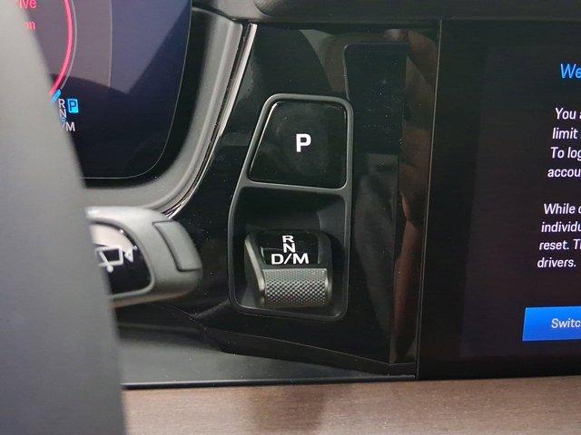 new 2025 Porsche Cayenne car, priced at $126,205