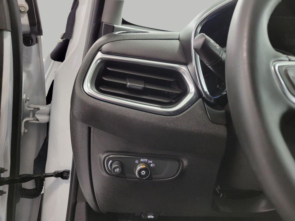 used 2024 Chevrolet Equinox car, priced at $25,791